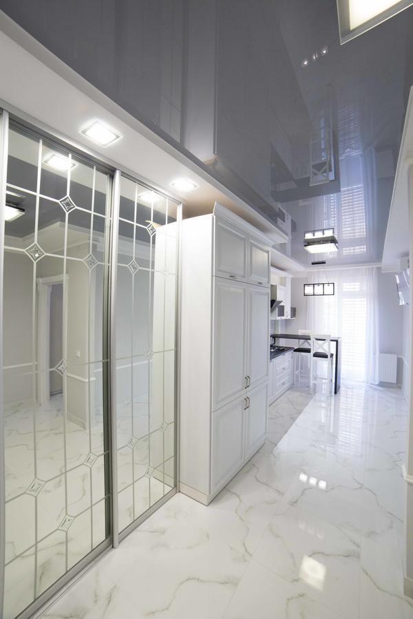 Leogrand Apartments On Kulisha 36 利沃夫 外观 照片